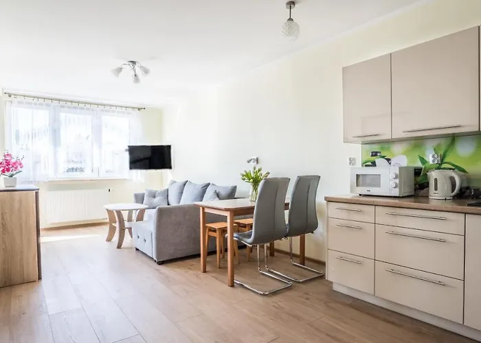 Bialy Dom, Sun & Snow